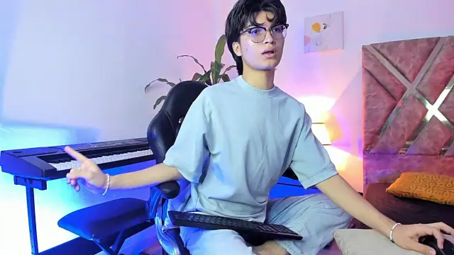 Kai blaz online show from March 28, 5:56 pm