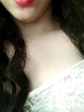 Kamilya89six online show from April 24, 2:30 pm