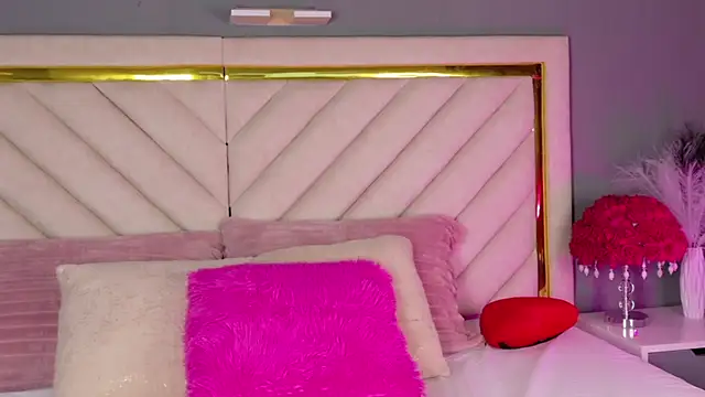 sweett melodyy online show from March 25, 8:48 pm