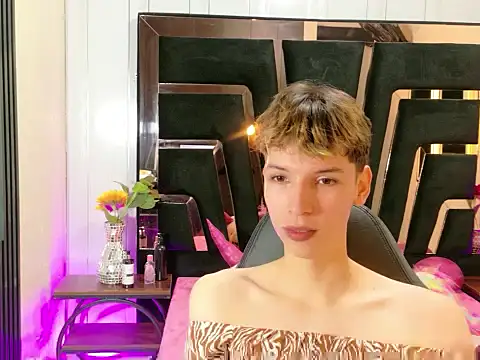 Snapshot of Stefany_PiInk chatting on March 16, 12:31 pm Stefany PiInk online show from March 16, 12:31 pm