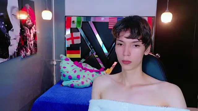 Stefany PiInk online show from June 20, 12:19 pm