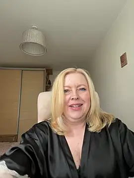 JanieLight53 online show from July 4, 3:40 pm