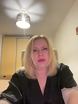 JanieLight53 online show from July 7, 8:57 pm