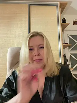 JanieLight53 online show from August 2, 7:23 pm