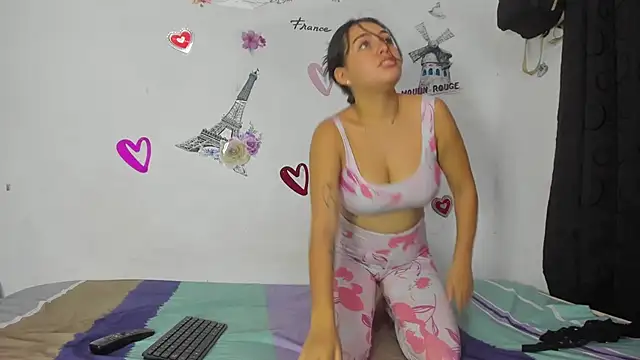 Katty-Rouse online show from April 14, 11:11 pm