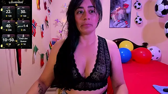 sara florez12 online show from July 4, 11:05 am