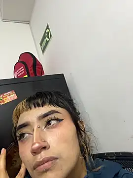 baby akuma online show from June 27, 2:16 am