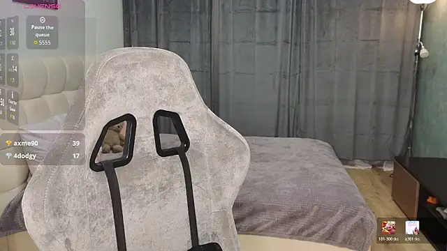 Kristy Bell1 online show from April 8, 10:32 pm