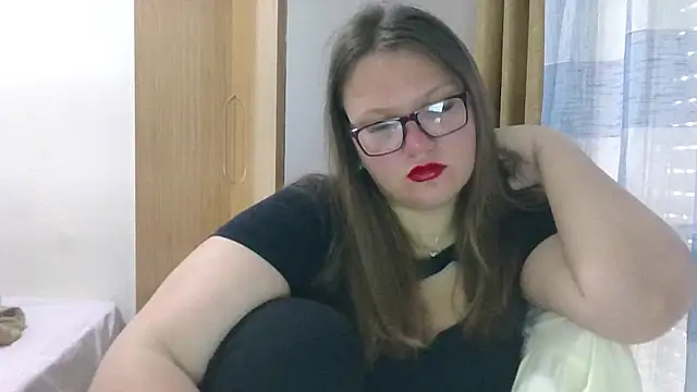 MuseChic Wild online show from May 12, 11:51 am