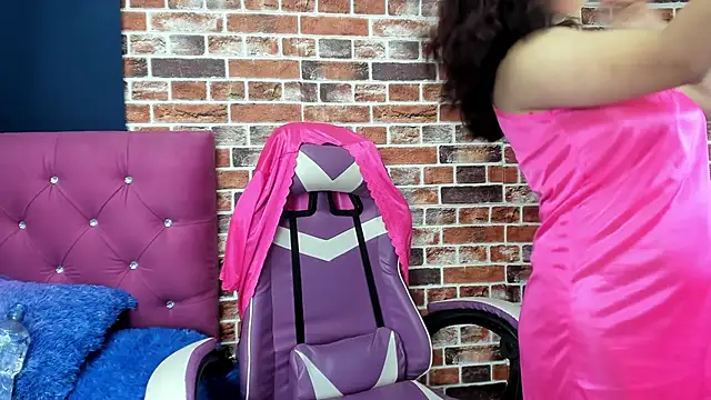 Sary LittleSmiles online show from April 1, 11:22 am