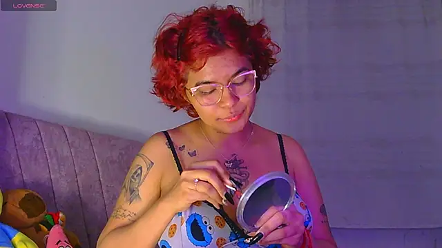 Snapshot of alessia_temptation chatting on June 19, 8:07 am alessia temptation online show from June 19, 8:07 am