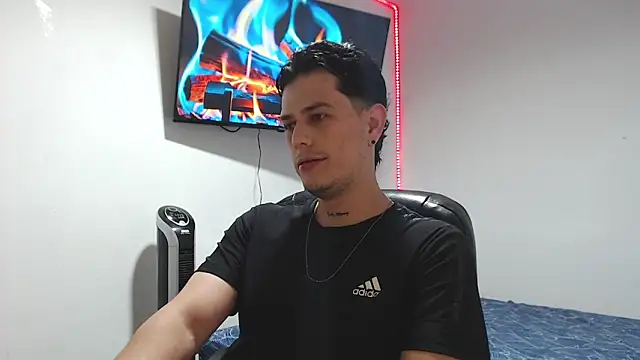 JUAN CAMILOXXX online show from May 5, 12:29 am