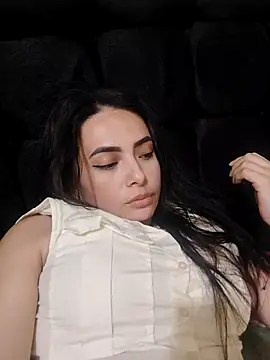 Snapshot of Briyitho chatting on March 15, 2:17 am Briyitho online show from March 15, 2:17 am