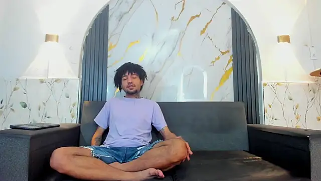 Angelo Blessed online show from June 12, 7:24 pm