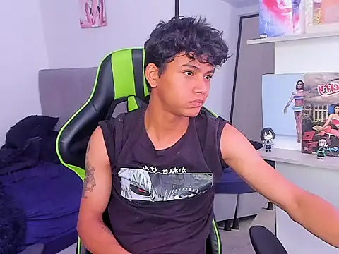 PaulTallx online show from March 19, 6:12 pm