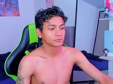 PaulTallx online show from March 25, 5:19 pm