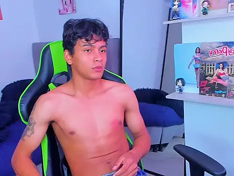 PaulTallx online show from March 29, 5:46 pm