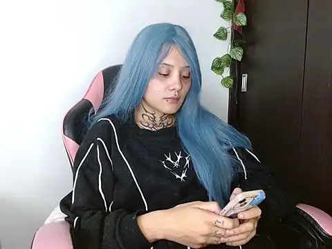 tokiovamp online show from March 13, 6:58 pm