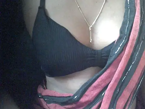 Couplehot00 online show from June 11, 6:50 pm
