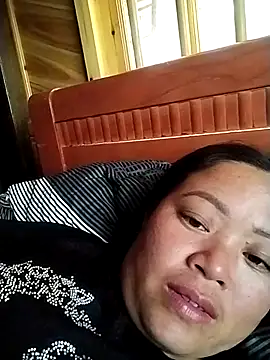 Min-in online show from April 12, 5:45 am