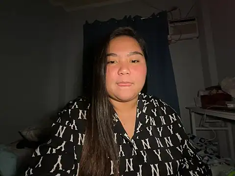 chubby hotladyjes online show from May 6, 2:00 pm