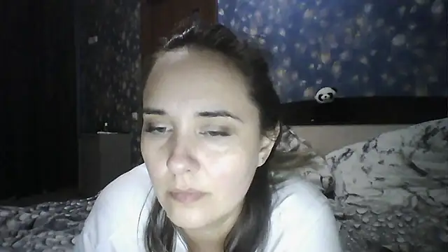 Snapshot of Alisa07qw chatting on May 11, 3:18 pm Alisa07qw online show from May 11, 3:18 pm