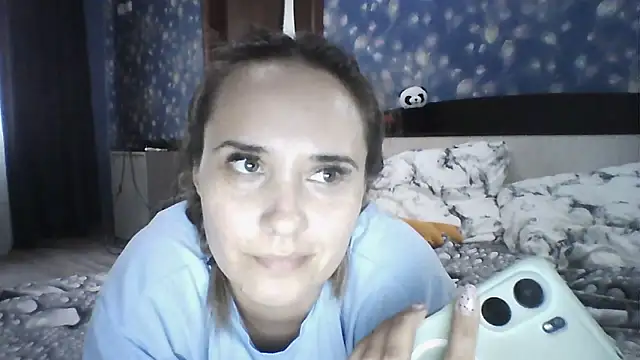 Snapshot of Alisa07qw chatting on May 29, 12:03 pm Alisa07qw online show from May 29, 12:03 pm