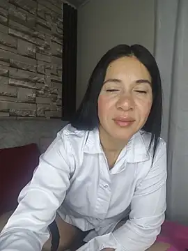 Camillemonroe  online show from June 7, 9:02 am