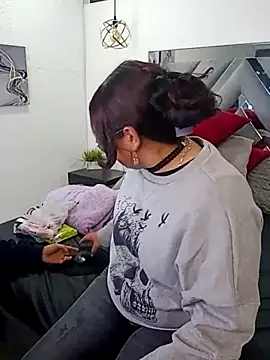 Liily Foxxy online show from April 1, 10:38 am