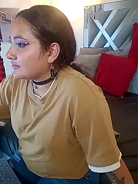 Liily Foxxy online show from April 8, 10:48 am