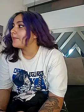 Liily Foxxy online show from June 9, 11:00 am