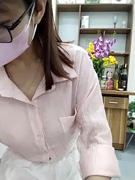 Mai phuong online show from April 11, 2:38 am