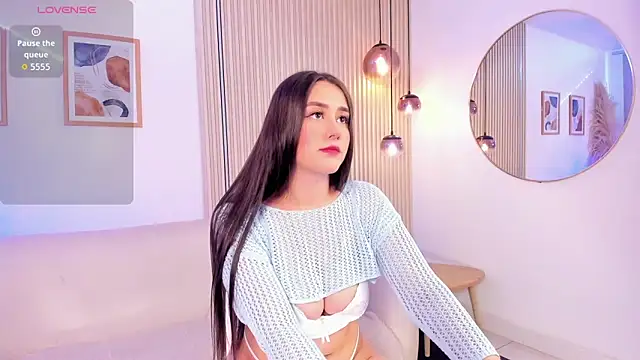 Juli jaramillo online show from March 20, 12:21 pm