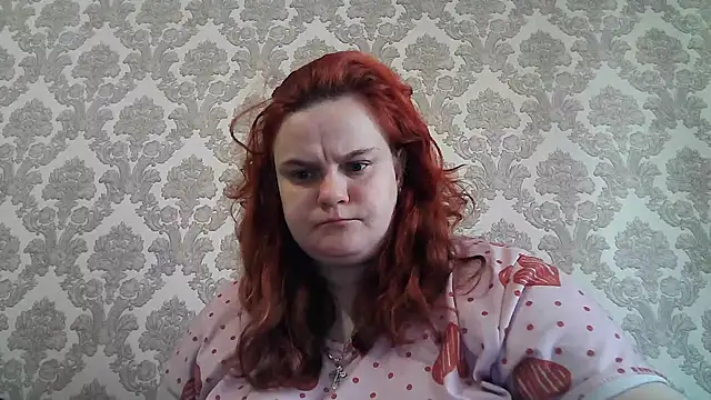 DollyGersonn online show from April 26, 8:45 am