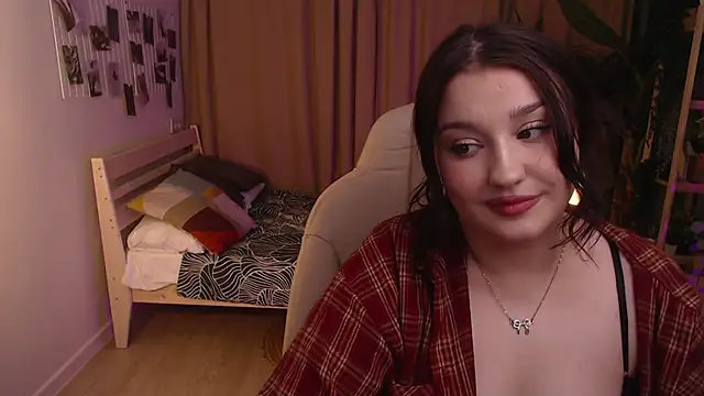 Snapshot of Helenn_Hunt chatting on March 20, 2:22 pm Helenn Hunt online show from March 20, 2:22 pm