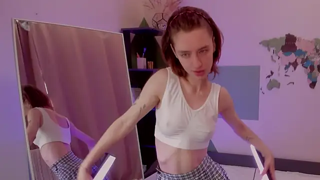 Pretty Victoria online show from April 11, 6:29 am