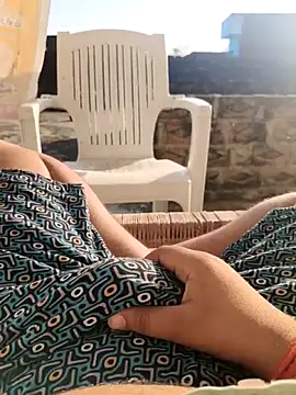 Desii rockstarr online show from March 21, 2:05 am