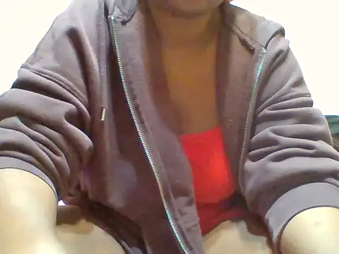 melaninebony2 online show from April 22, 10:50 am