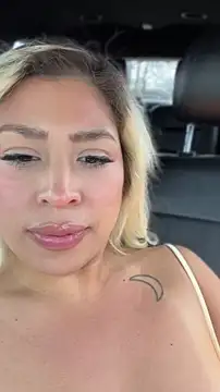 mxmxee online show from April 14, 3:29 pm