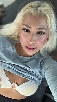 mxmxee online show from April 26, 6:38 pm