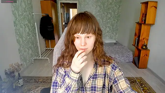 NikiCozy online show from June 28, 7:47 am