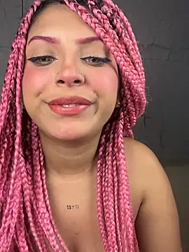Snapshot of GiaRedd chatting on July 6, 3:03 pm GiaRedd online show from July 6, 3:03 pm