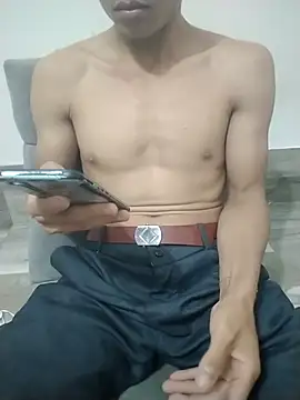 Snapshot of BigShot-Boy chatting on June 9, 4:18 pm BigShot-Boy online show from June 9, 4:18 pm