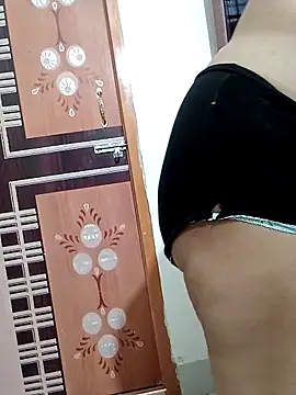 Miss-Akhi5500 online show from April 28, 3:22 am