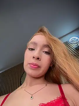 Isabella gaviria online show from March 13, 4:30 am