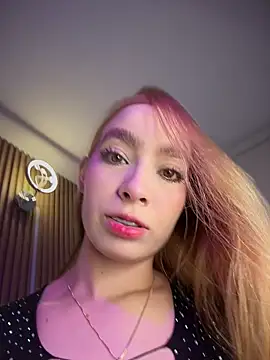 Isabella gaviria online show from March 28, 2:00 am