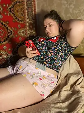 Nenssy555 online show from June 26, 2:21 pm