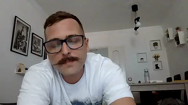 yanick931 online show from June 1, 4:09 pm