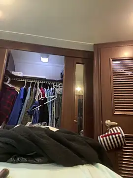 simplyobsessedwher online show from April 1, 9:21 am