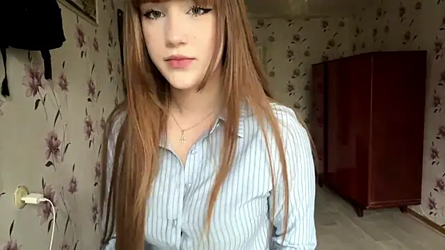 AnnaWasp online show from May 18, 4:18 am